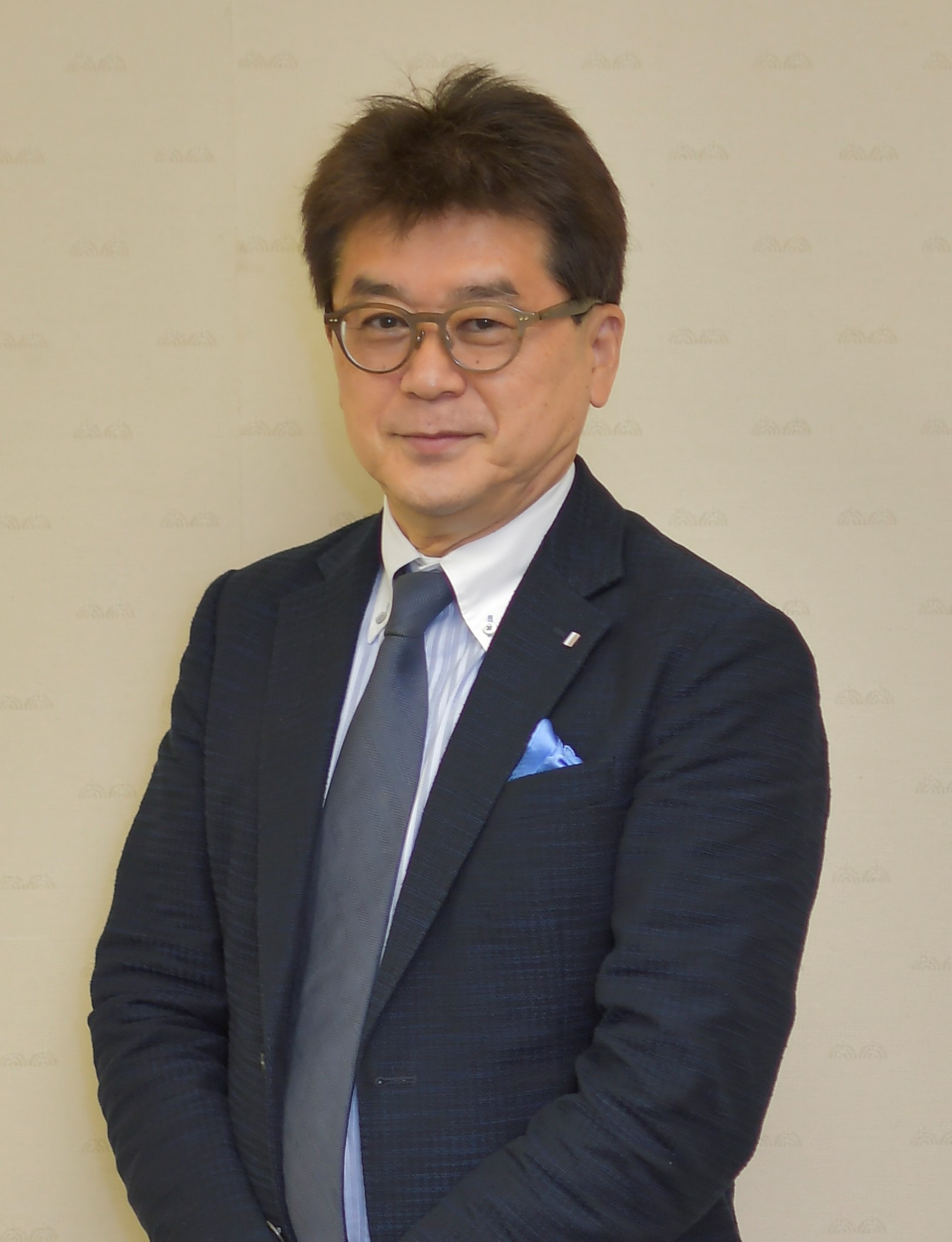 山本氏