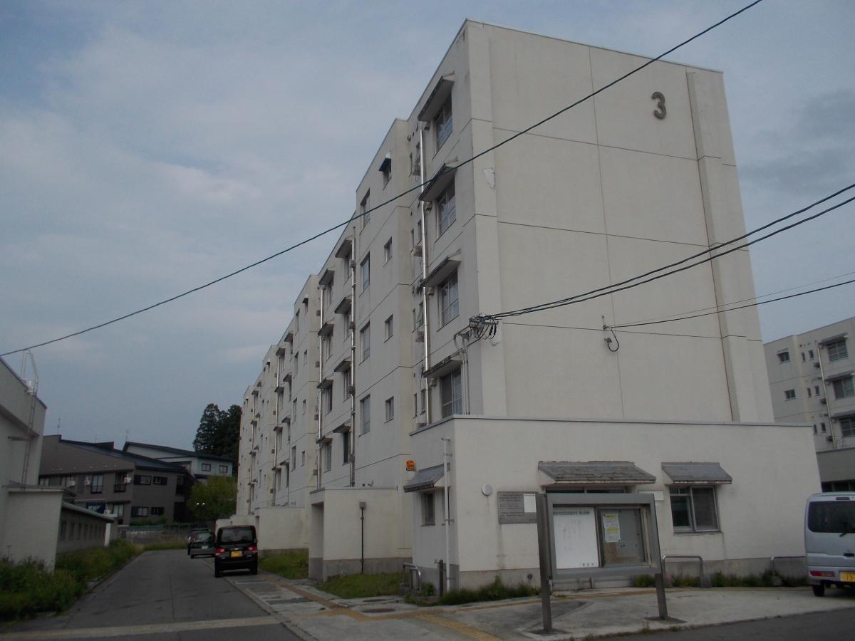 定住促進住宅3号棟の画像