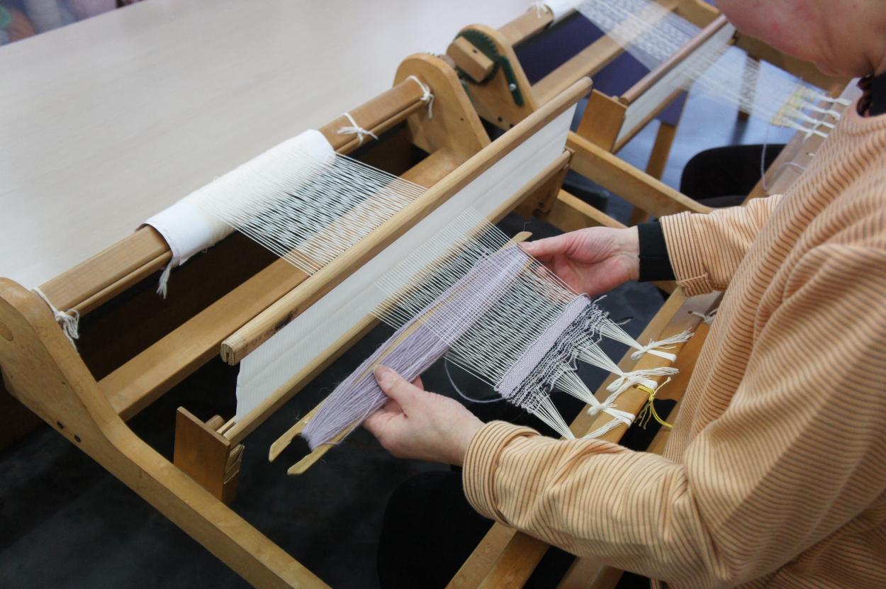 亀綾織機織り体験